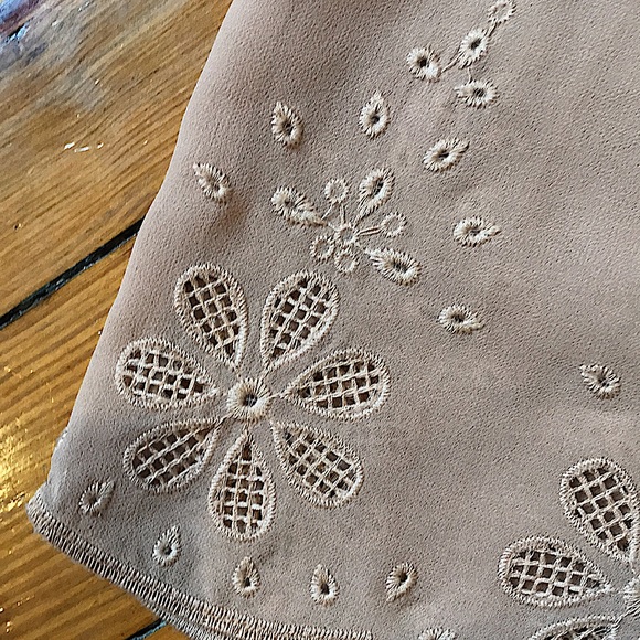 Forever 21 Cute Scalloped Crop Top ✿ - Picture 5 of 7